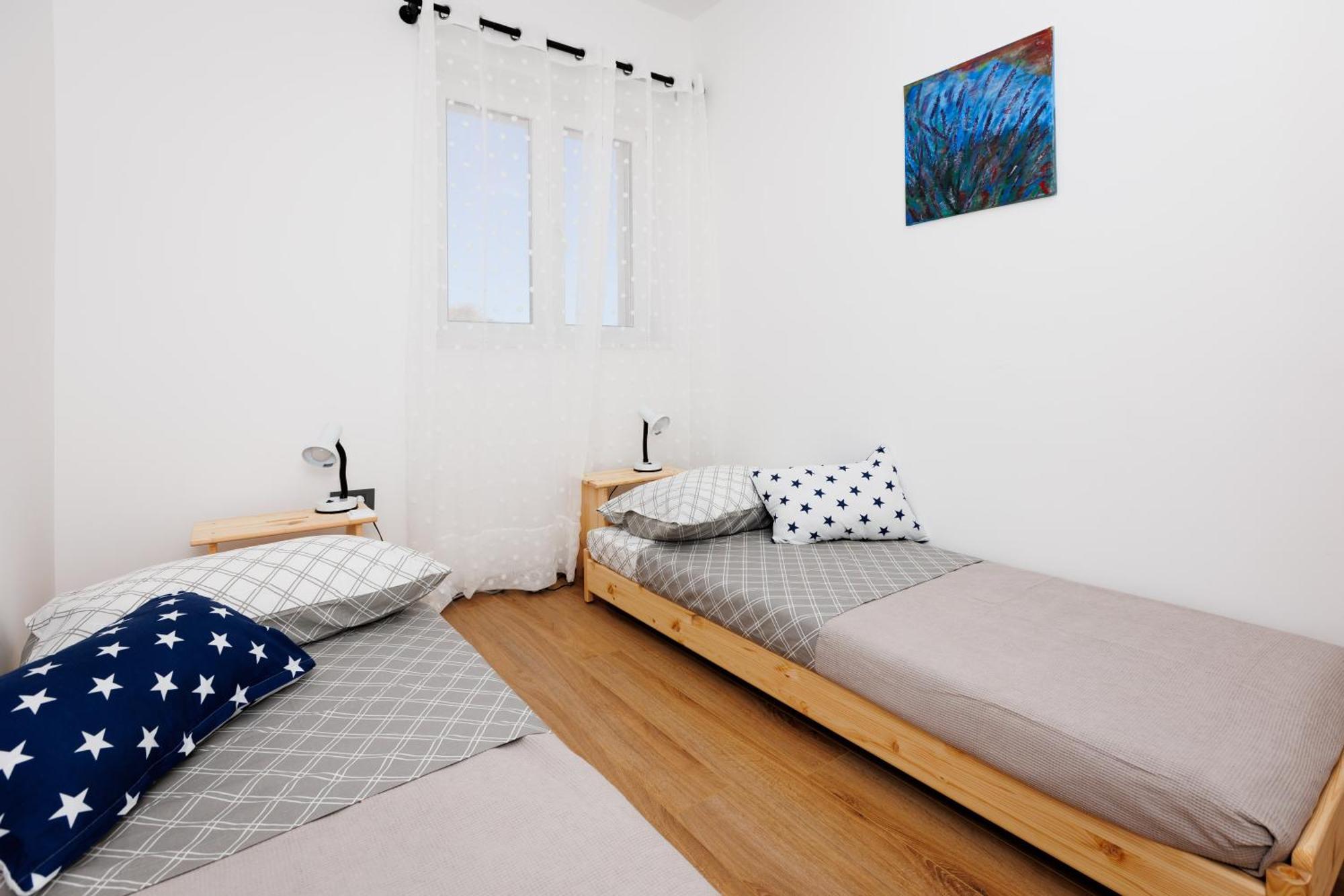 Summer Breeze Apartment - Quiet Place With A Spectacular View And A Garden ชิเบนิก ภายนอก รูปภาพ